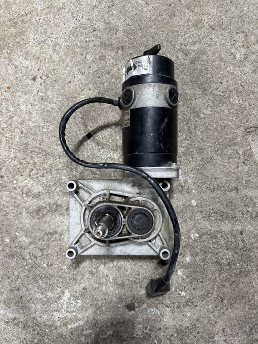 Motor cu reductor pentru cazane de magiun palinca ..