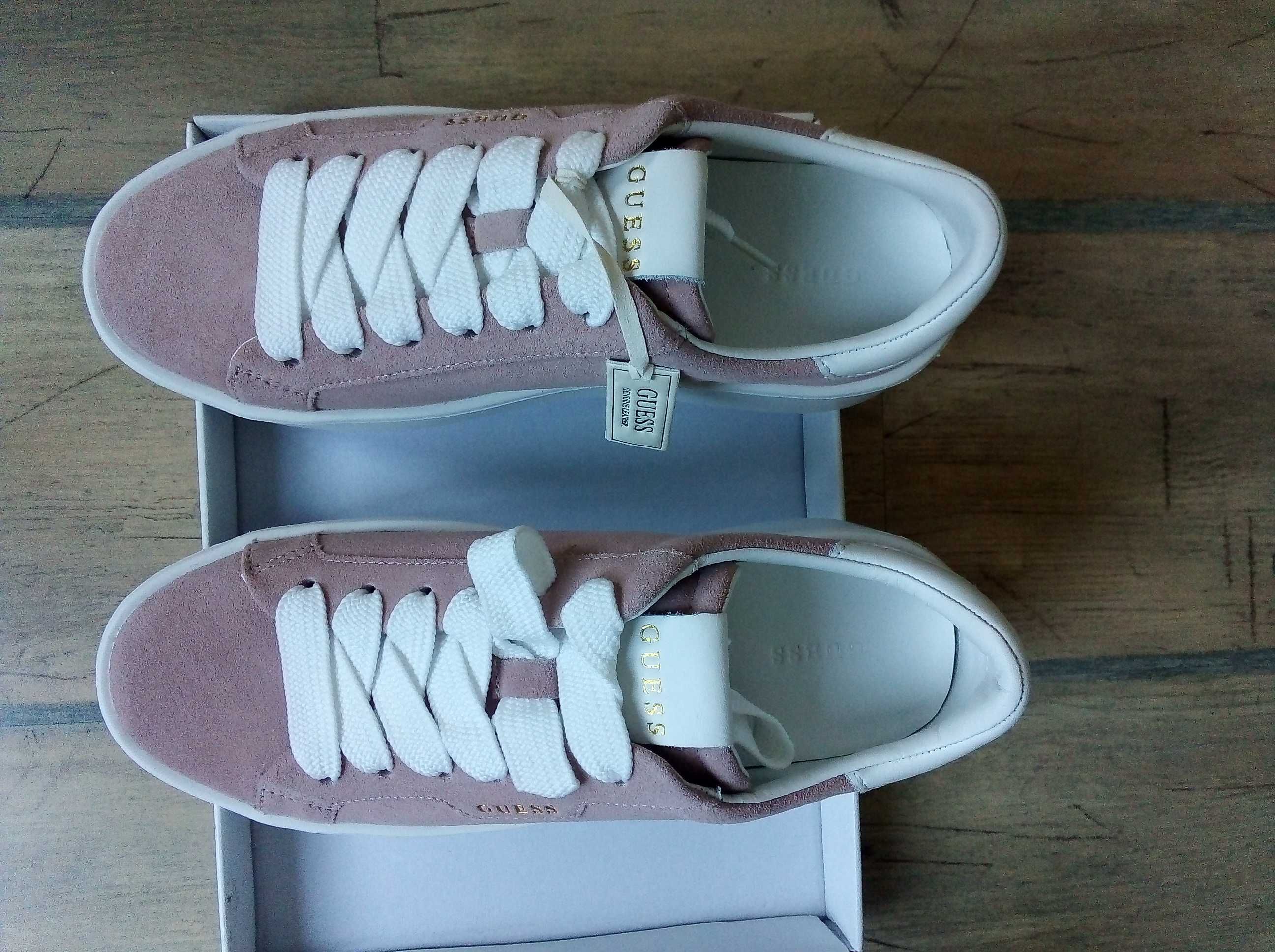 Дамски кецове Guess