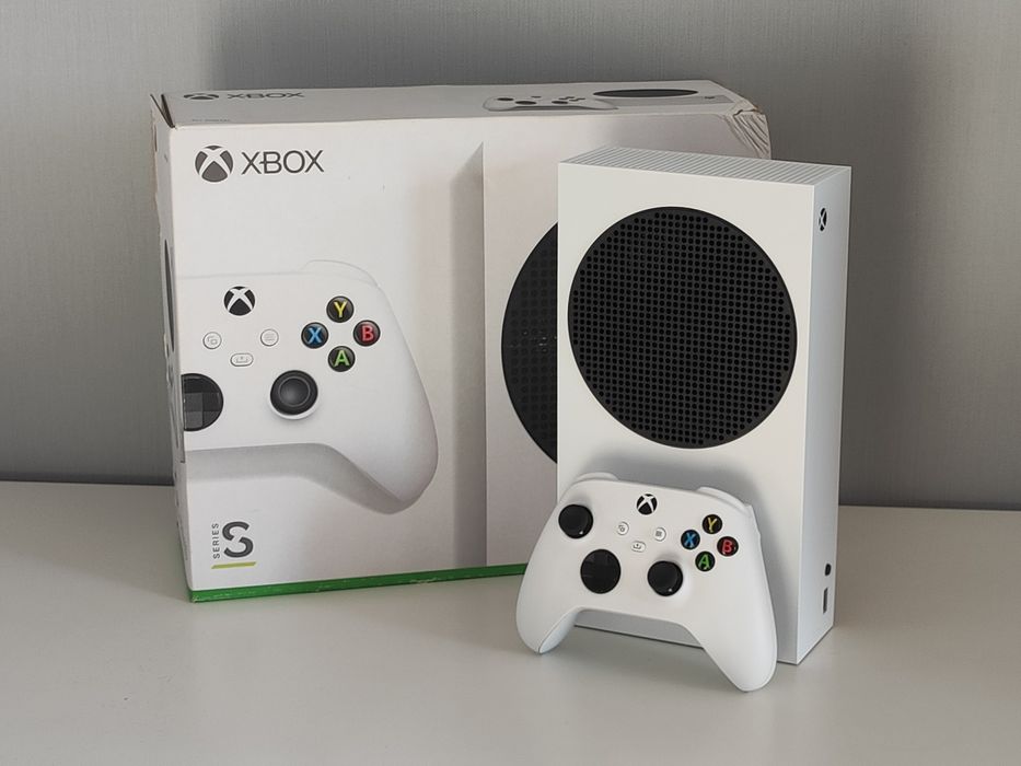 Продам Xbox Series S 512Gb