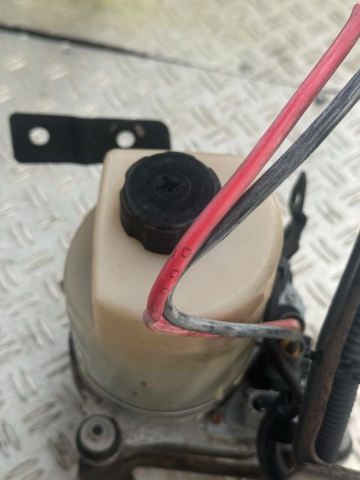 pompa servodirectie ford focus 2 cod 4M513K514AD