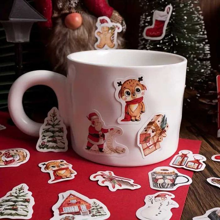 Коледни стикери в кутия - 46 броя лепенки