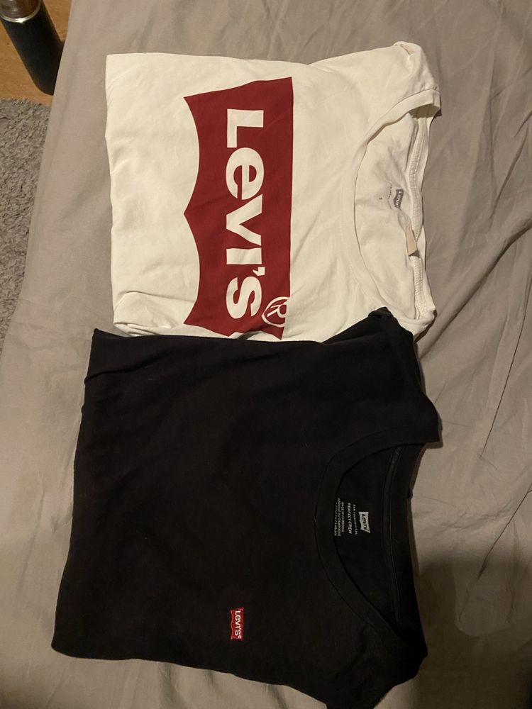 Черна и бяла тениска Levi’s