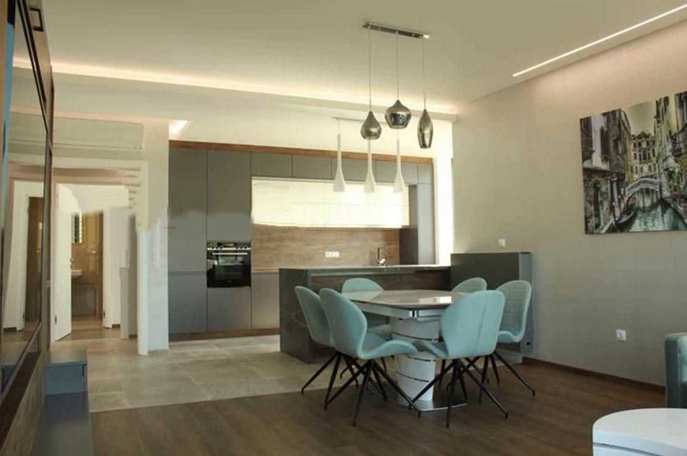 Продава се Двустаен апартамент в София, Витоша - 74 кв.м за 1744 €/кв.м - Снимка #1