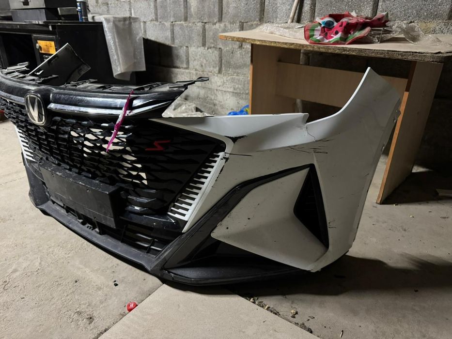 Передний бампер  Changan x5plus