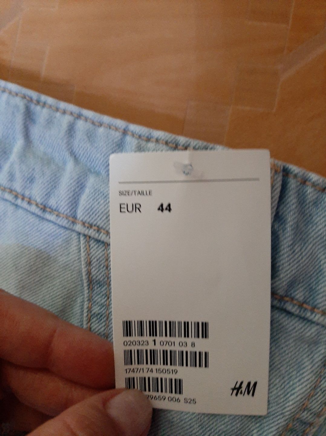 Blugi H&M mom jeans marimea 44