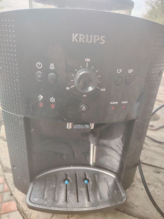 Vând aparat de cafea Krups