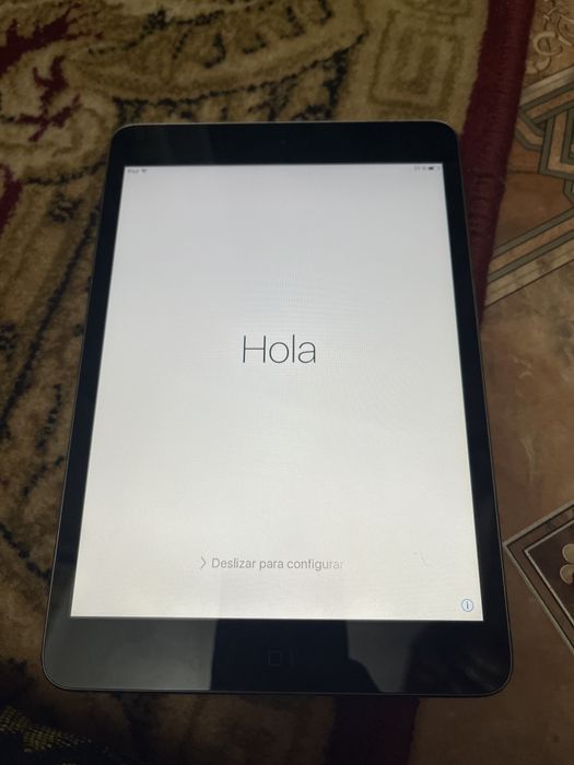 Продам на запчясти  Ipad mini