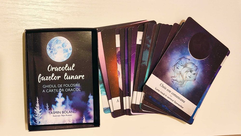 Cărți oracol: Oracolul fazelor lunare