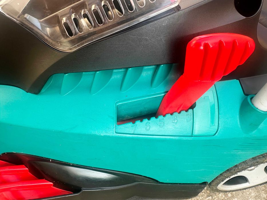 BOSCH Rotak 34 Li - Акумулаторна косачка 36V