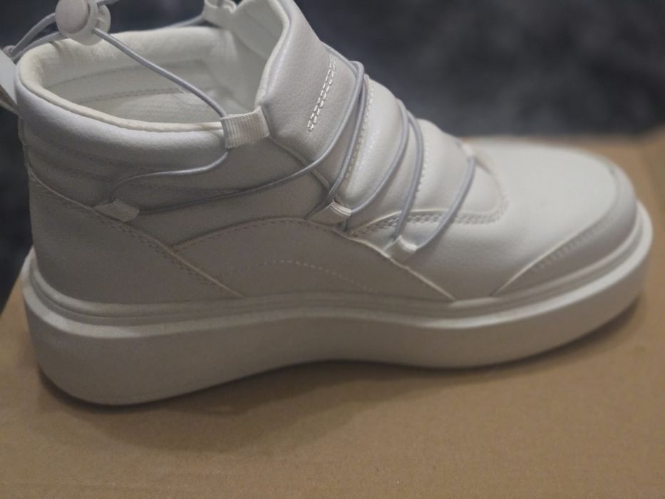 Дамски  боти  39