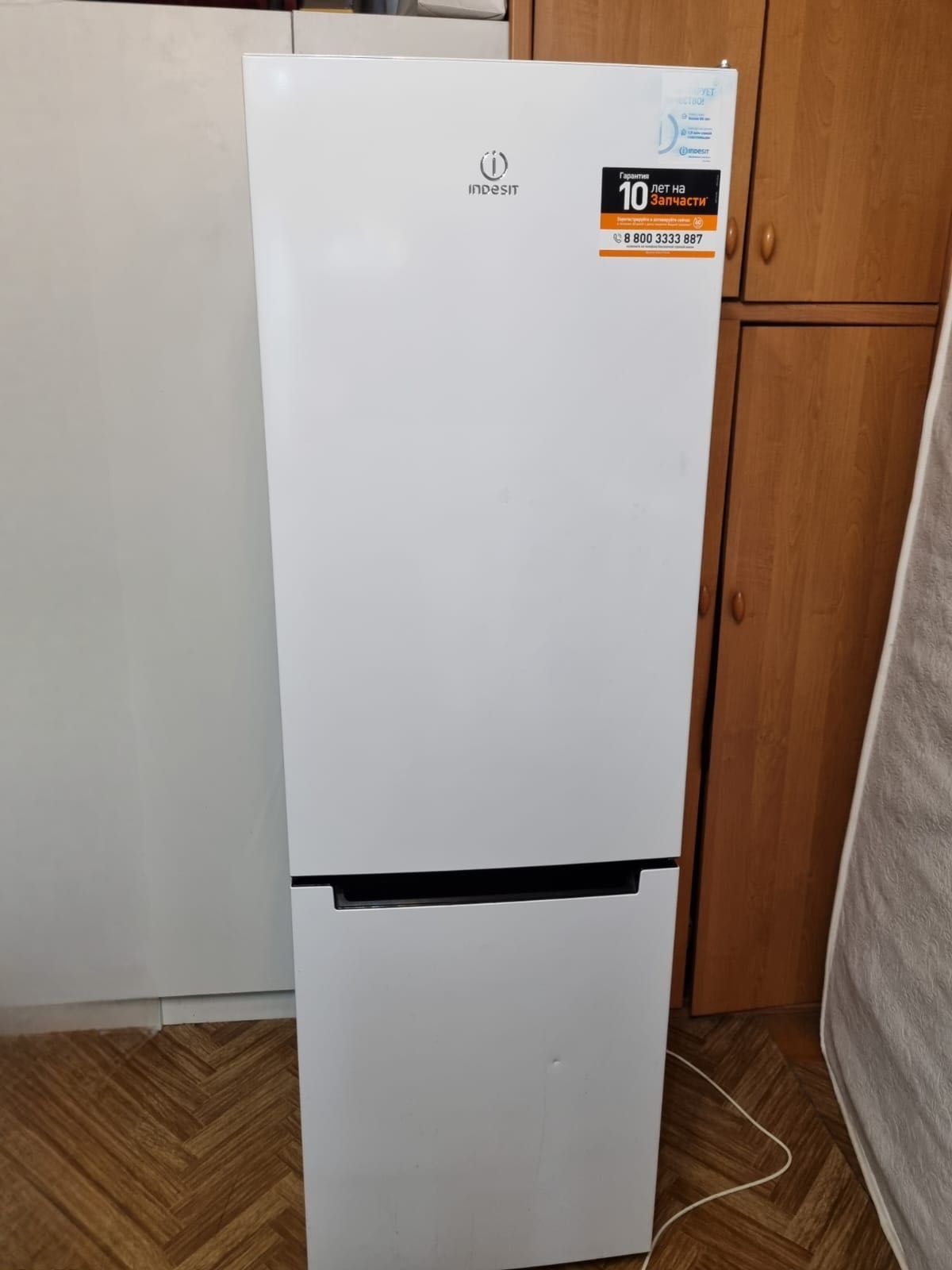 Холодильник indesit ds4180