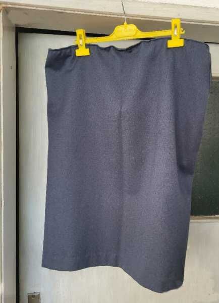 Дамски костюми запазени, качествени,  кафяв сив вълнен