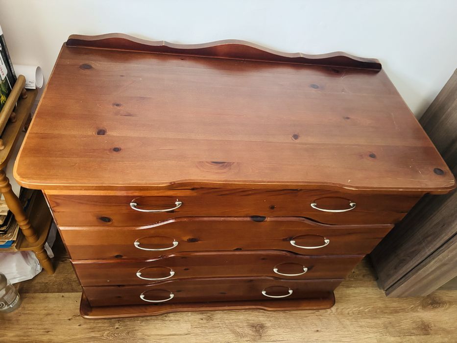 Скрин от масивана дървесина