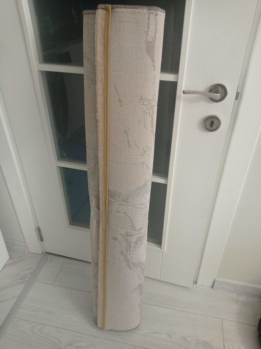 Чисто нов килим Новел