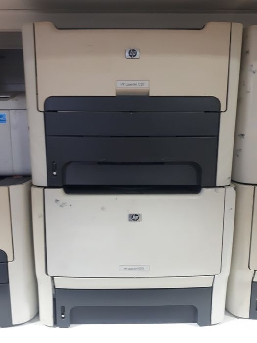 Лазерный черно белый принтер НР 15000₸