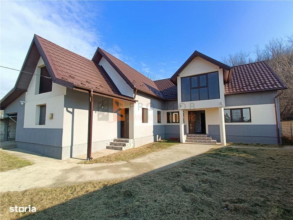 Casa tip parter zona Sapoca