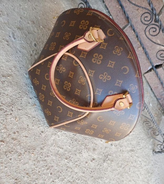 Geanta eleganta Guess