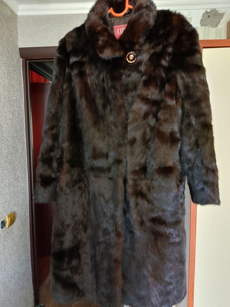 Срочно продам норковую шубу