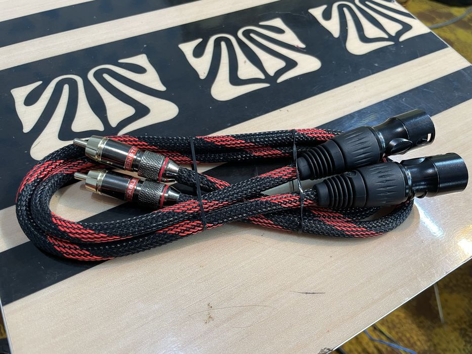 Качественные межблочные кабеля RCA XLR с наконечниками monster cable