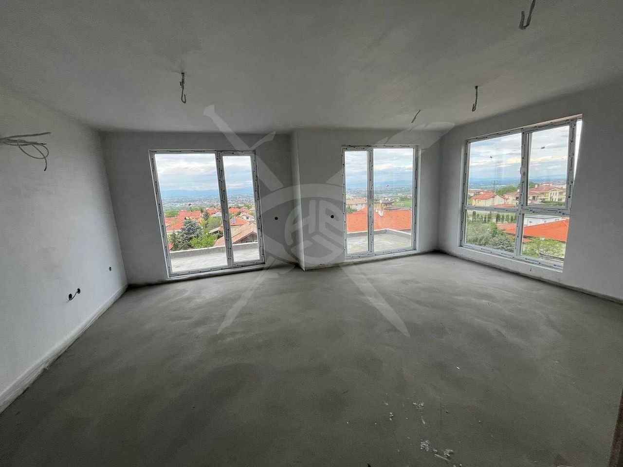 Продава се Тристаен апартамент в София, Хладилника - 132 кв.м за 1449 €/кв.м - Снимка #1