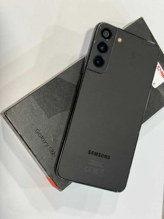 Samsung Galaxy S22+ – 256GB / 8GB RAM