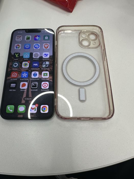 Iphone 13 зелен
