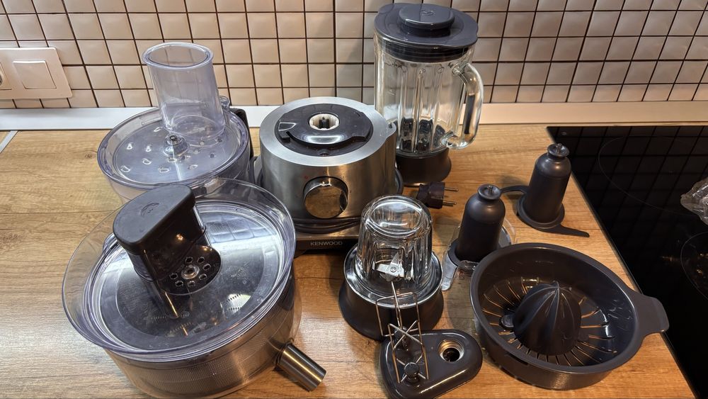 Кухненски робот Kenwood