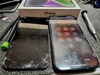 Inlocuire display iphone 14