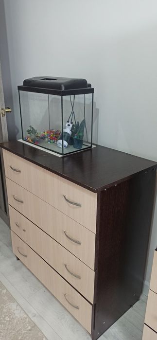 Продам компьютерный стол