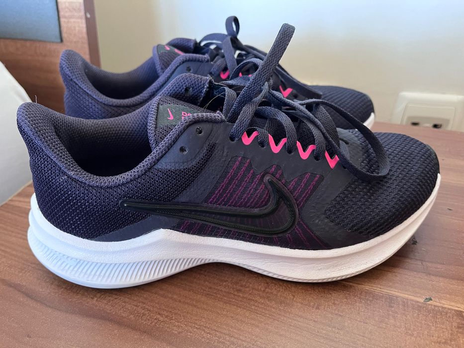 Дамски маратонки Nike