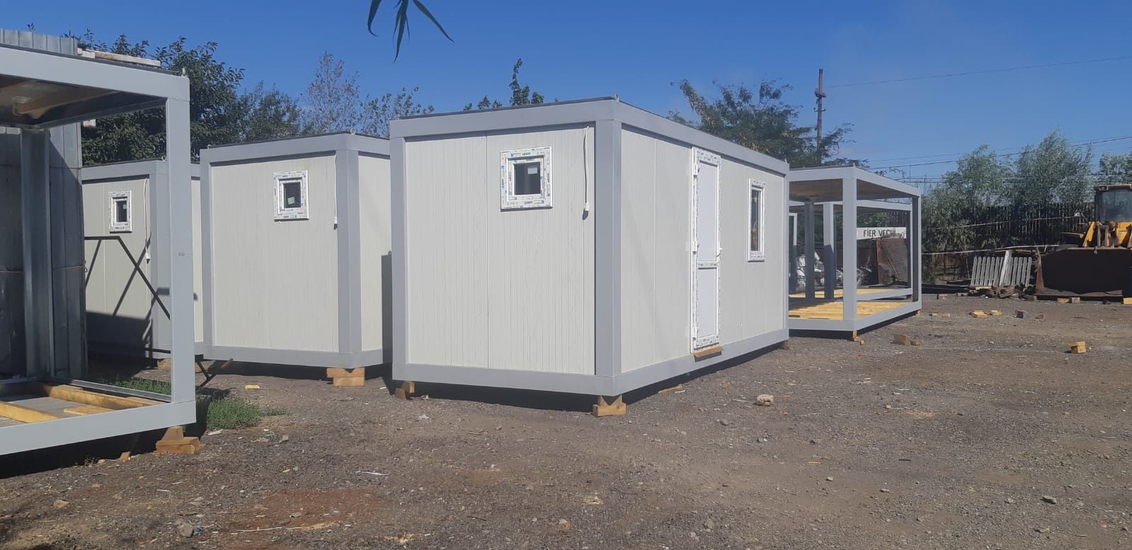 Vând container modular birou santier cu grup sanitar, vestiar,dormitor