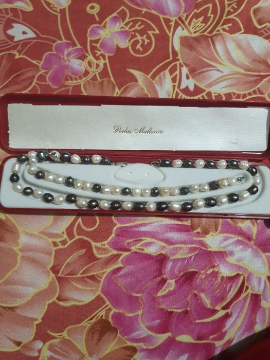 Perle originale: colier și brățară