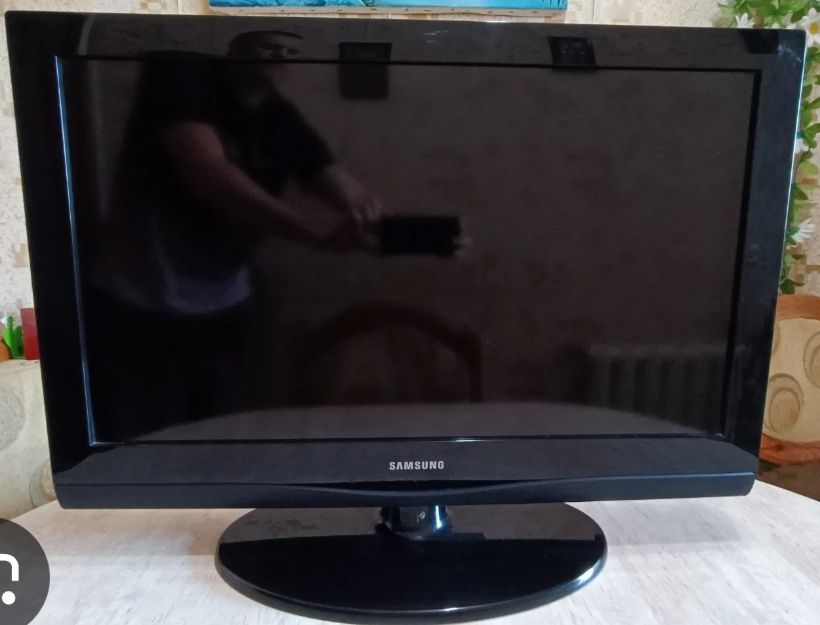 телевизор SAMSUNG 32 в рабочемm состояние не