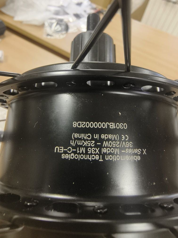 НОВ двигател за електрически велосипед  X35 36V/250W-25 шина Mavic UST