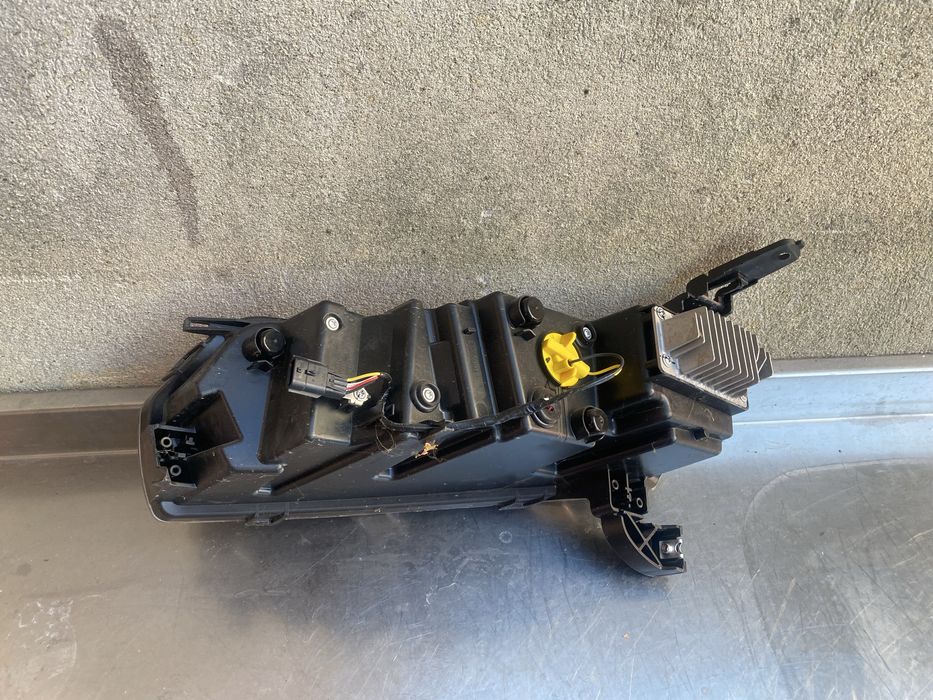 Far drl led semnalizare dreapta Dacia Spring 1