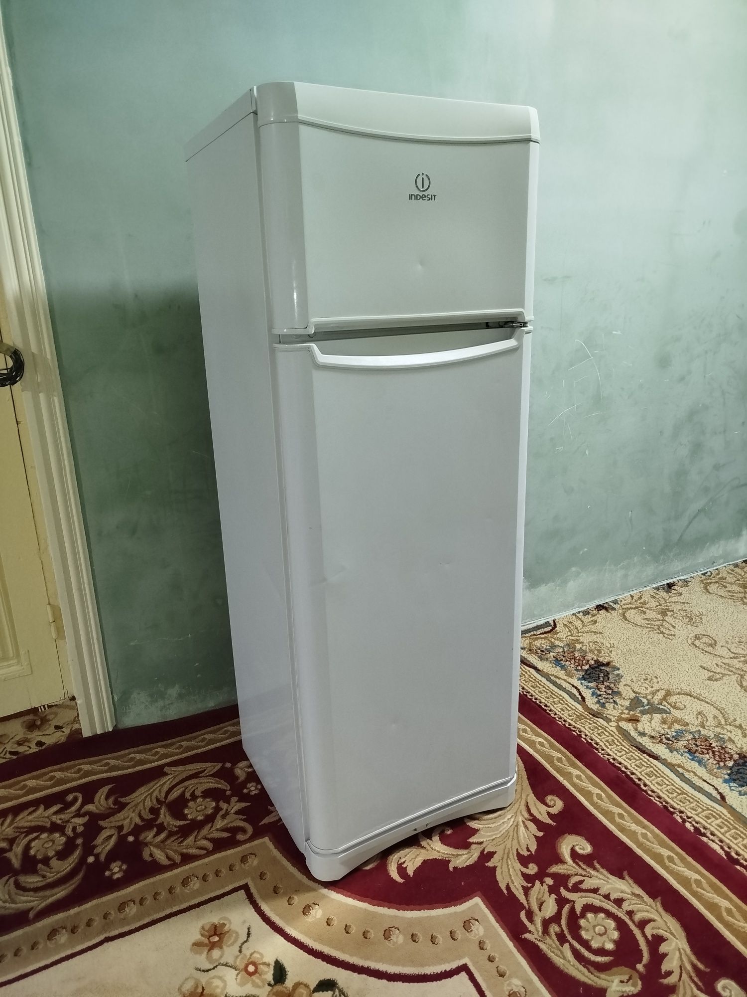холодильник indesit