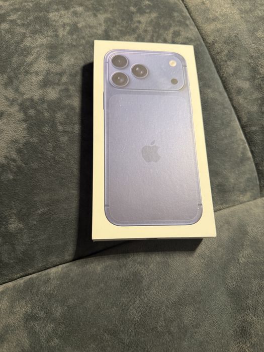 Iphon 17 Promax Deep Blue 256 GB