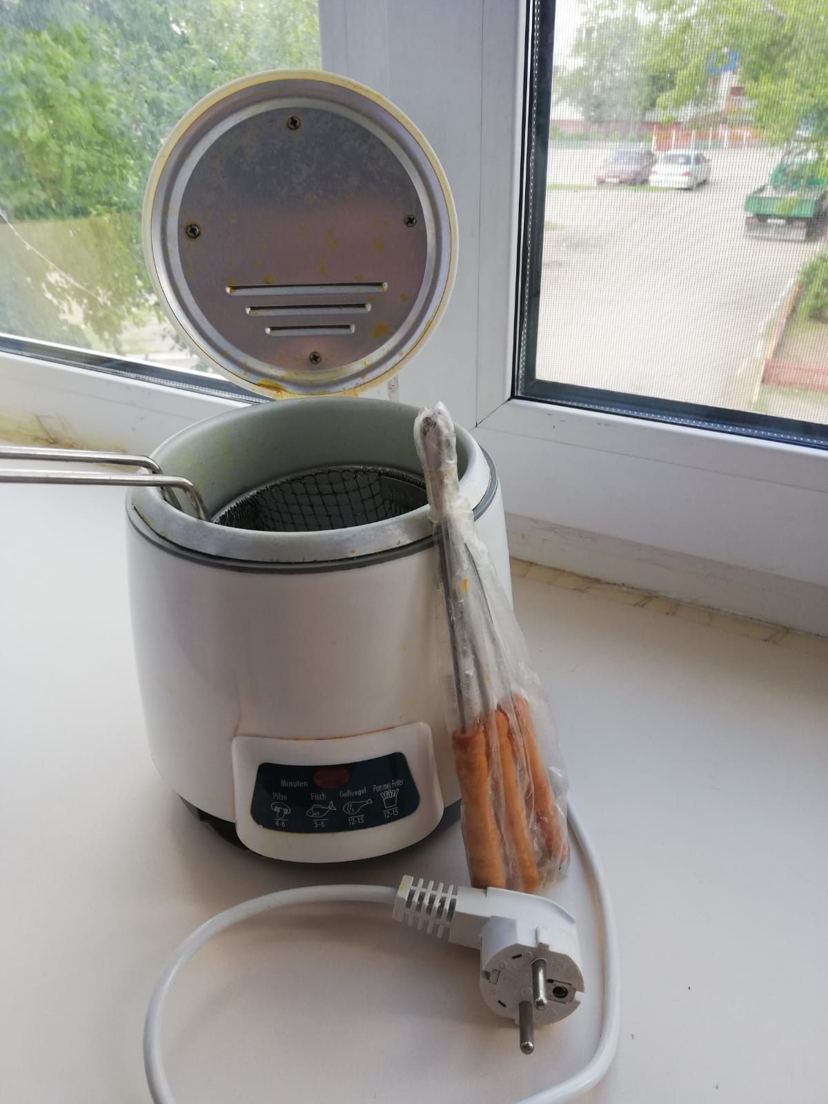 Продам фритюрницу