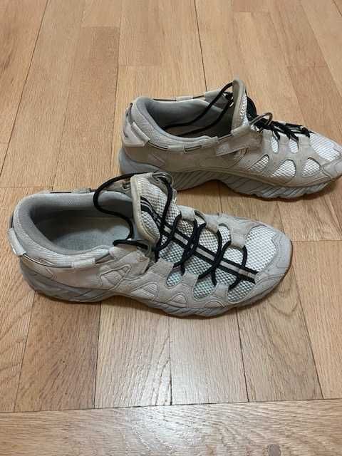 Adidasi Asics marime 41.5
