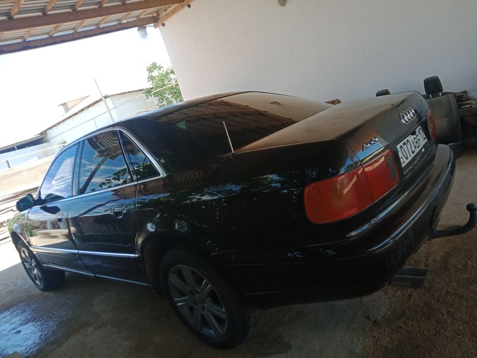 Ауди А8       обмен