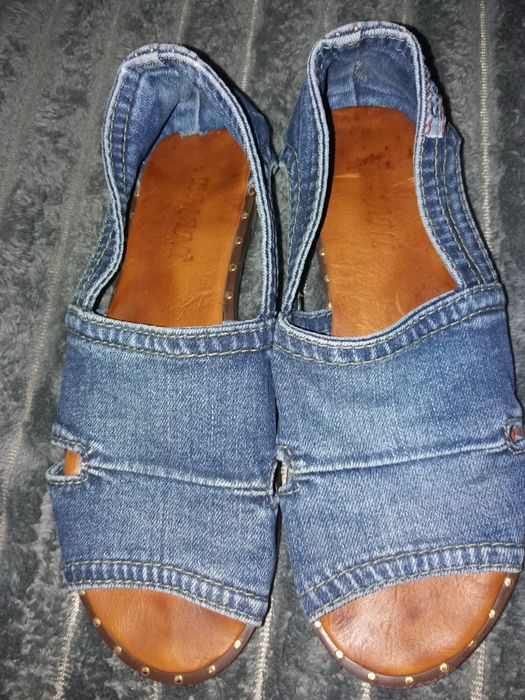 Обувь 36 для девушек Турция отдам дёш