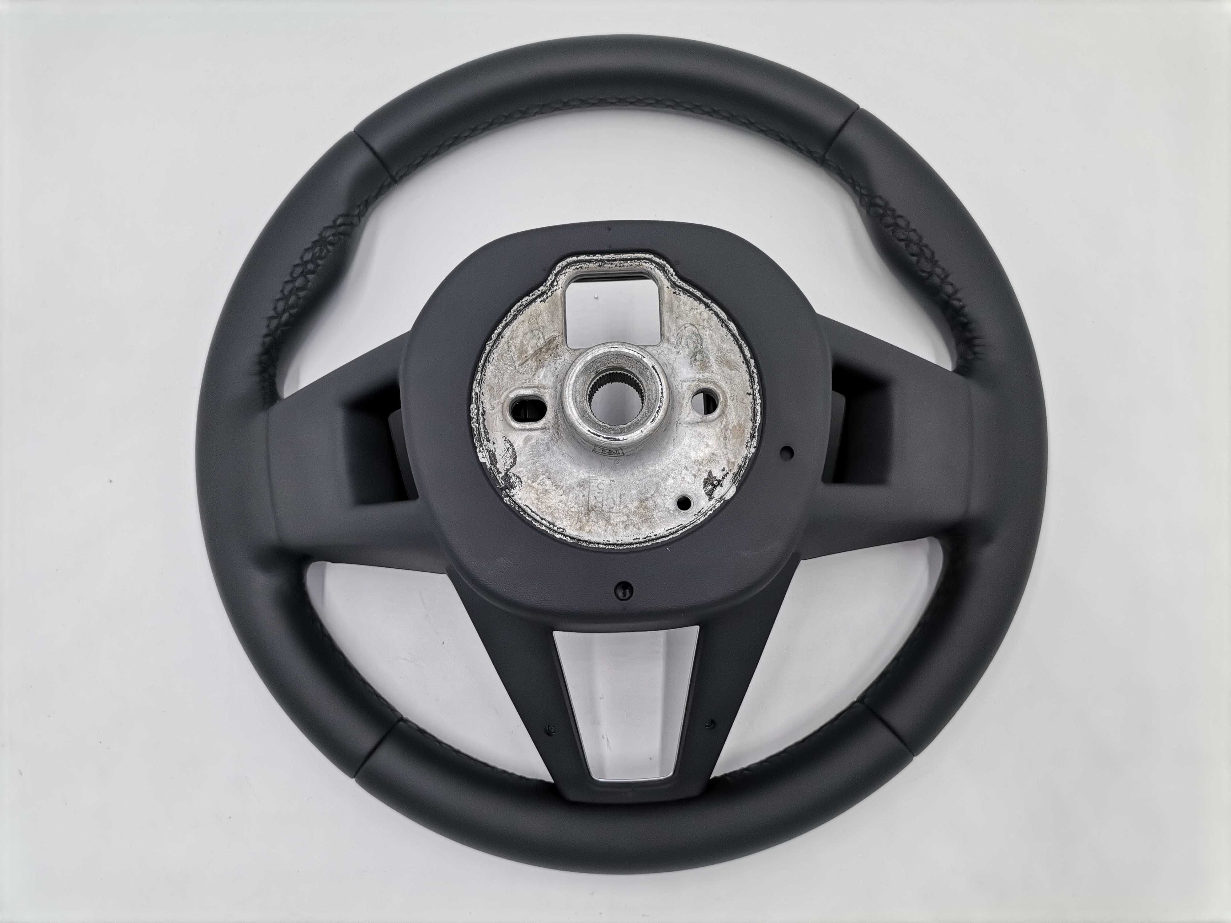 Нов волан оригинален BMW 2 U06 X1 U11 X2 U10 Sport кожа