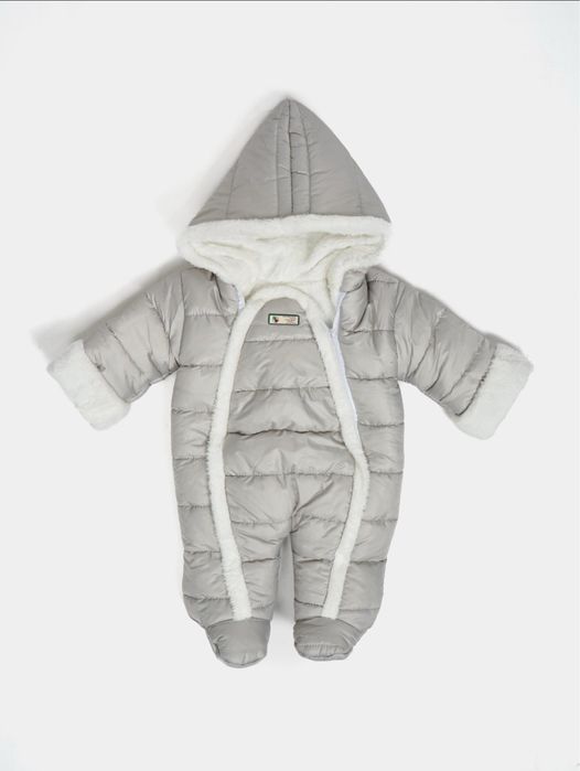 Продам детский зимний комбинезон