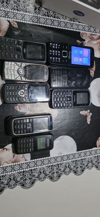 Nokia 515.2 Nokia 6151 Samsung SGH-F200