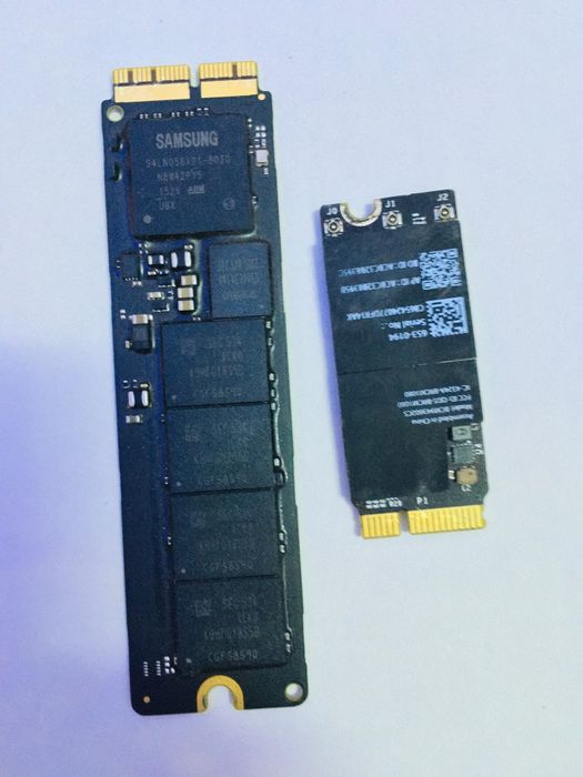 SSD (Solid State)
Drive