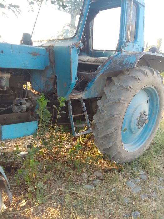 Mtz80 sotiladi narxi 45 mln