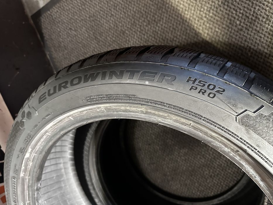 245/45 R18 100V XL - Falken EuroWinter HS02 PRO M+S Oferta