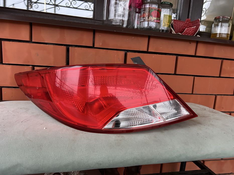 Задная фара на Hyundai Accent