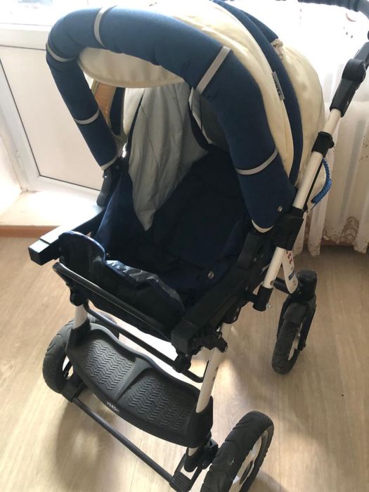 Продам коляску новая