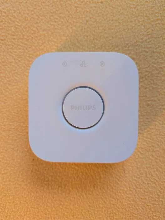 Hub / Bridge Philips Hue Nou cu Garantie (eMAG)